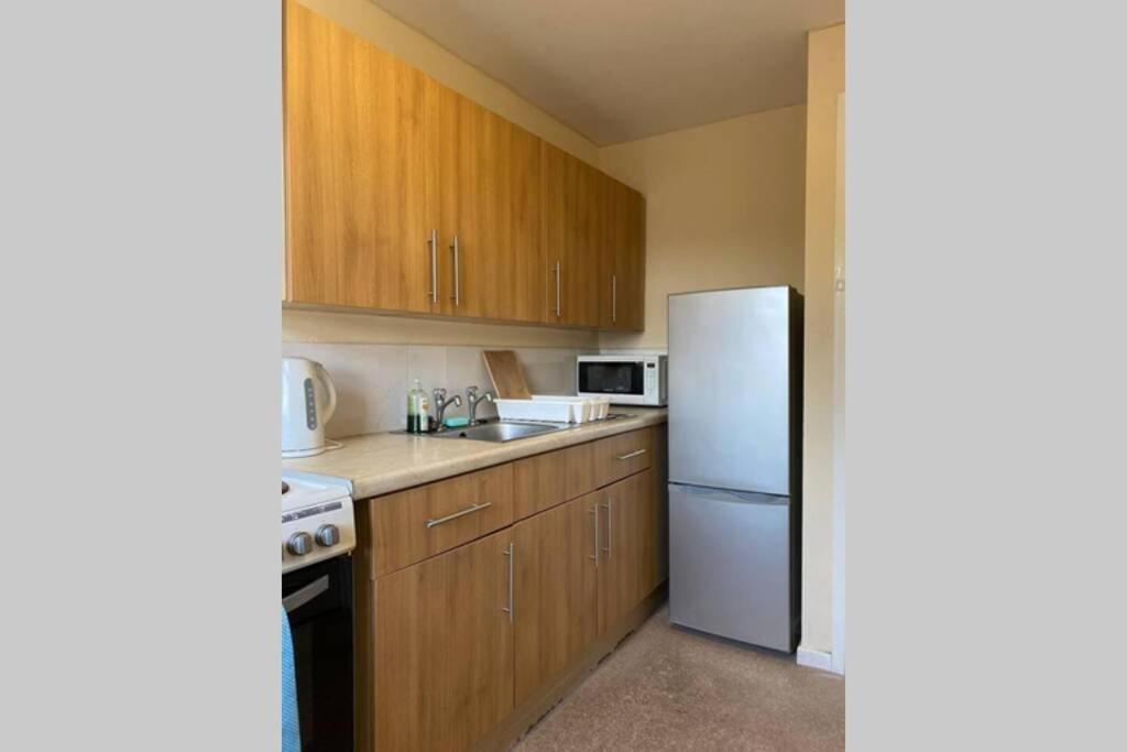 Conveniently Situated 1Bed Apt In Stretford Daire Manchester Dış mekan fotoğraf